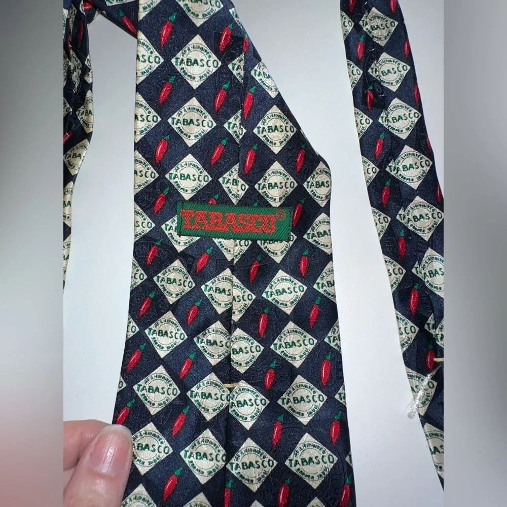 Tabasco Navy and Red Geometric Tie